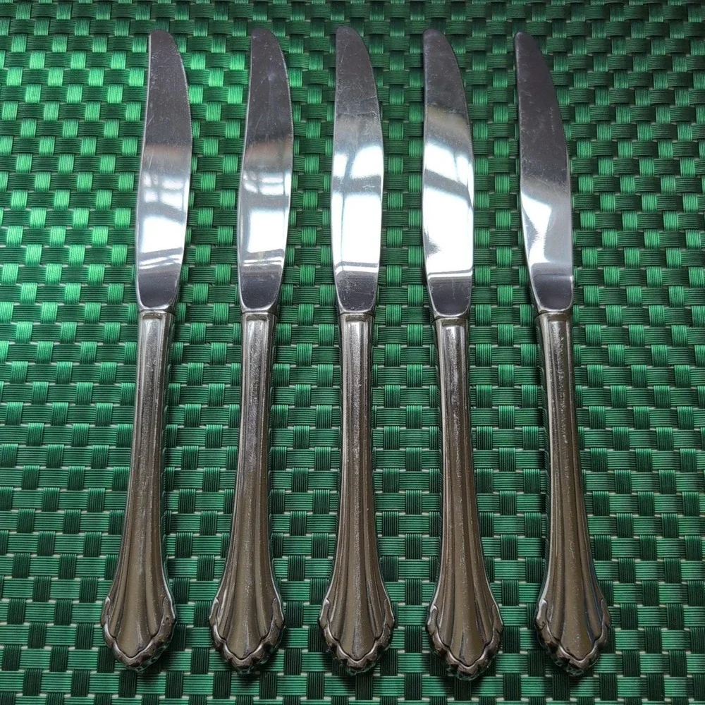 Oneida CLARETTE Dinner Knives Set Lot of 5 Community Betty Crocker Stainless USA